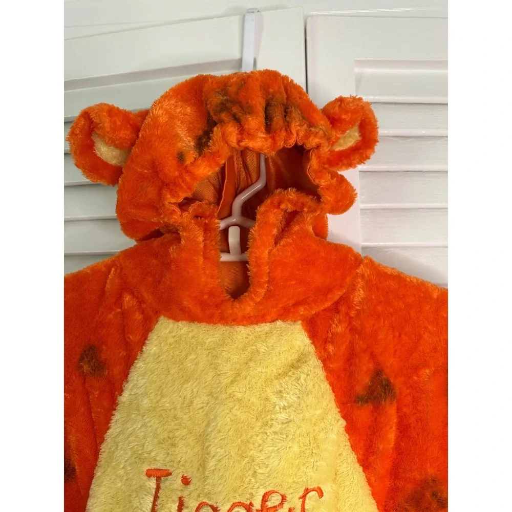 Disney Store Children's Size XS / 4 Plush Hooded Tigger Costume Padded Tummy